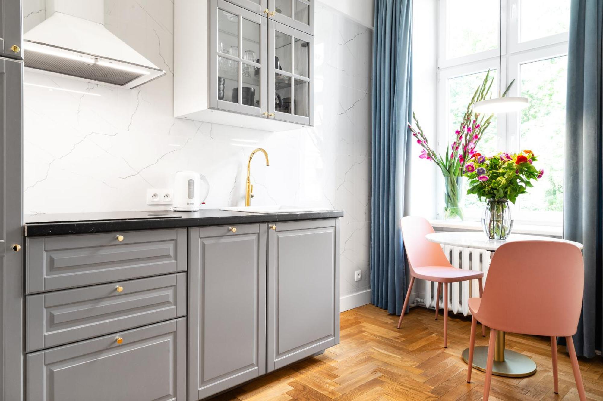 Househost Apartment: Lazarza Street Krakow Bagian luar foto